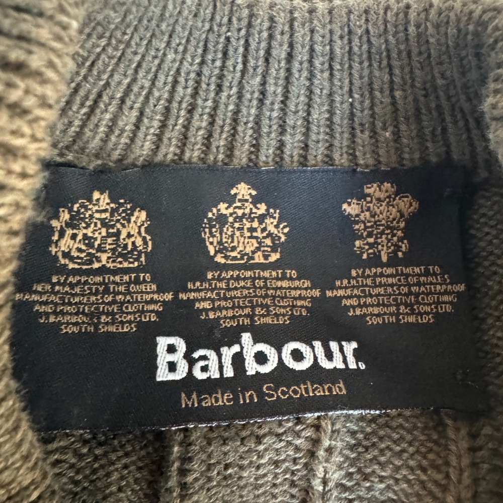EUC Barbour Men’s Cable Knit Sweater - Brownish-Hunter Green (Size Small) - Picture 3 of 7